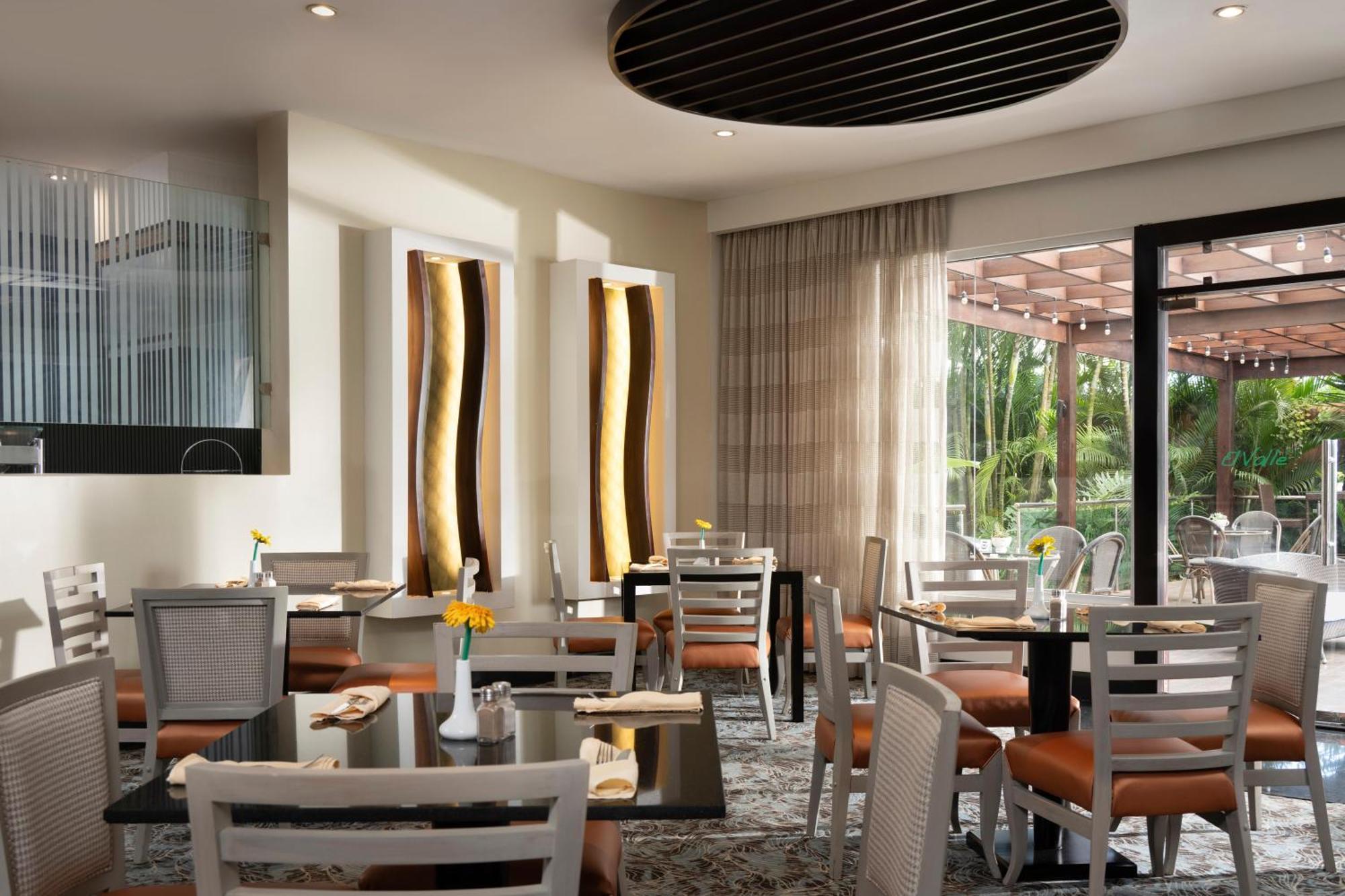 Hodelpa Garden Court Hotell Santiago De Los Caballeros Eksteriør bilde